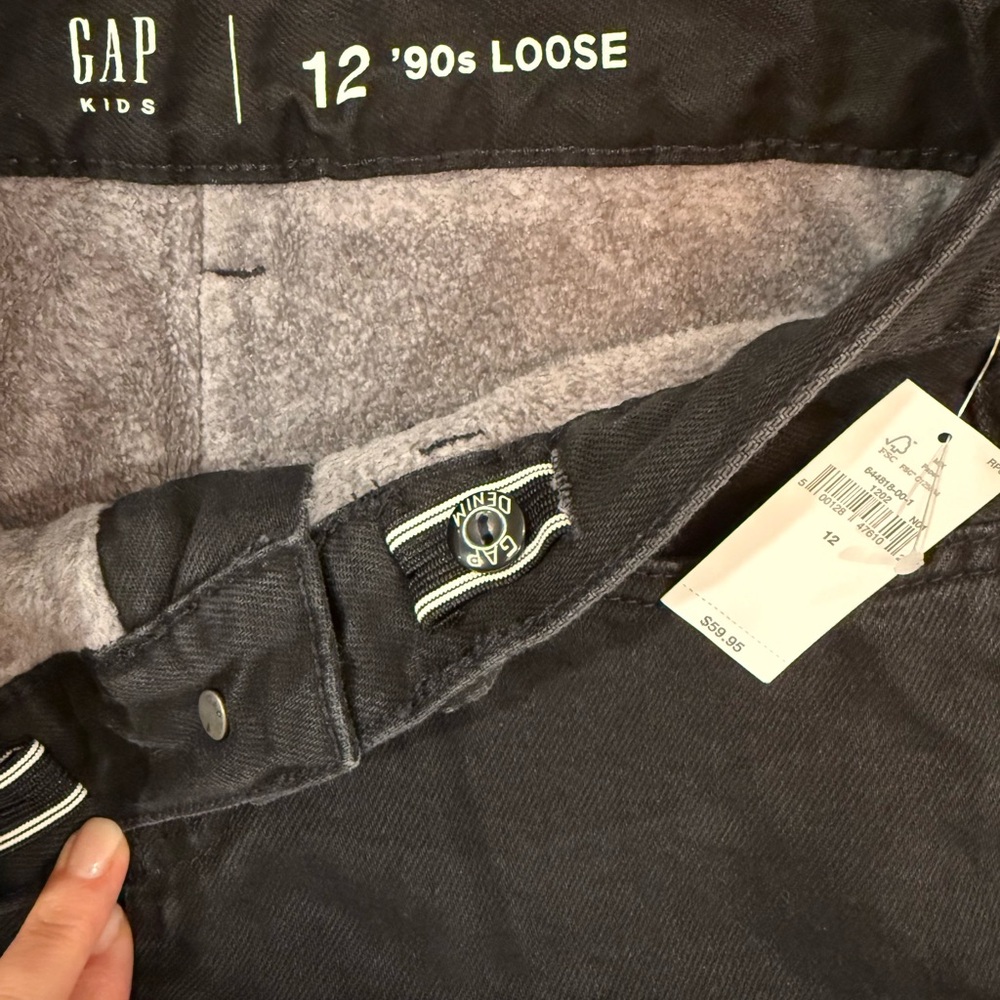 GAP Kids '90s Loose Black denim jeans with grey fleece inner lining.